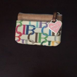 Dooney & Bourke wallet